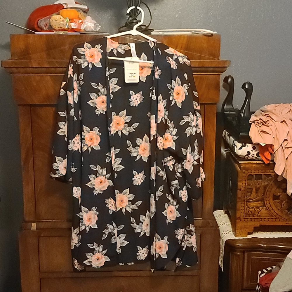 shrug/ kimono